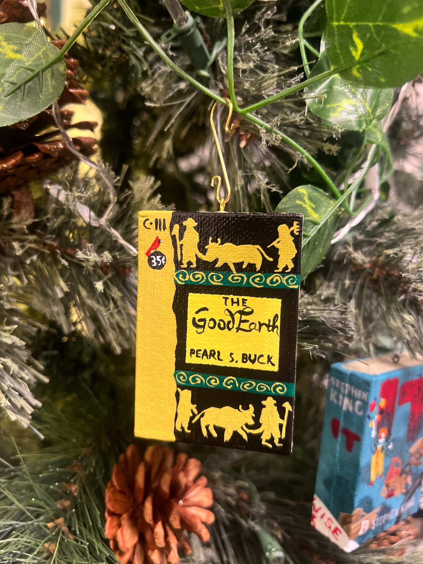 The Good Earth Little Library