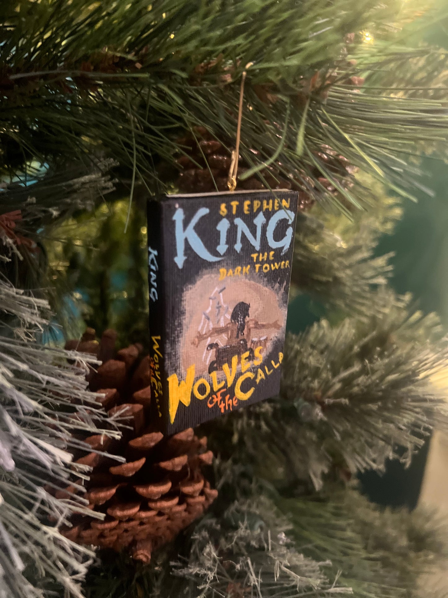 Wolves of the Calla Little Library